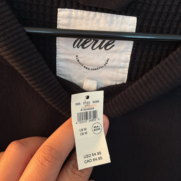 Aerie Sweatshirt, size M - Picture 3 of 4